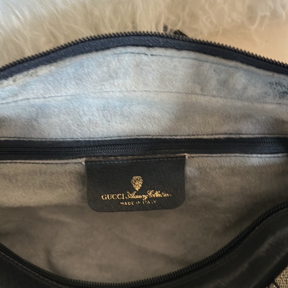 Gucci Supreme Handbag - Picture 8 of 11